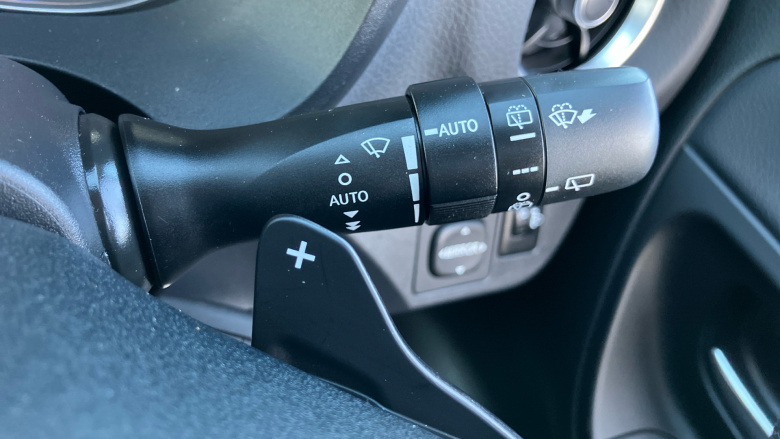 Toyota Yaris 1.5 VVT-i Y20 5dr CVT [Bi-tone] Petrol Hatchback